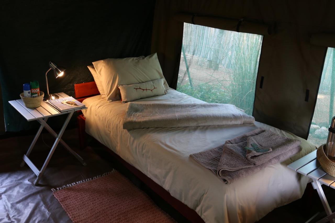 Вілла Epupa Camp Екстер'єр фото